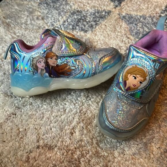 Disney Other - NWOT Frozen Light Up Shoes